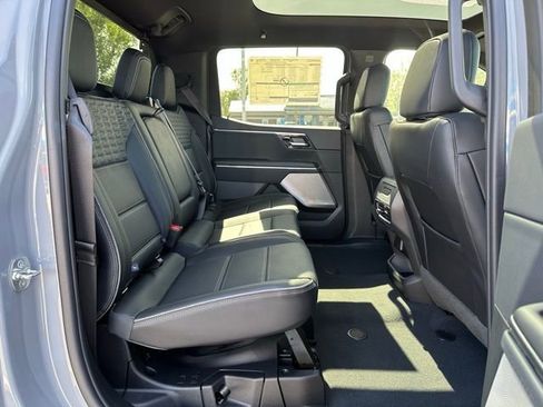 New 2025 GMC Sierra EV Denali image 12