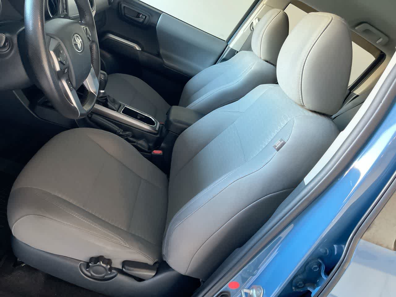 Certified 2019 Toyota Tacoma SR5 AWD/4WD image 11