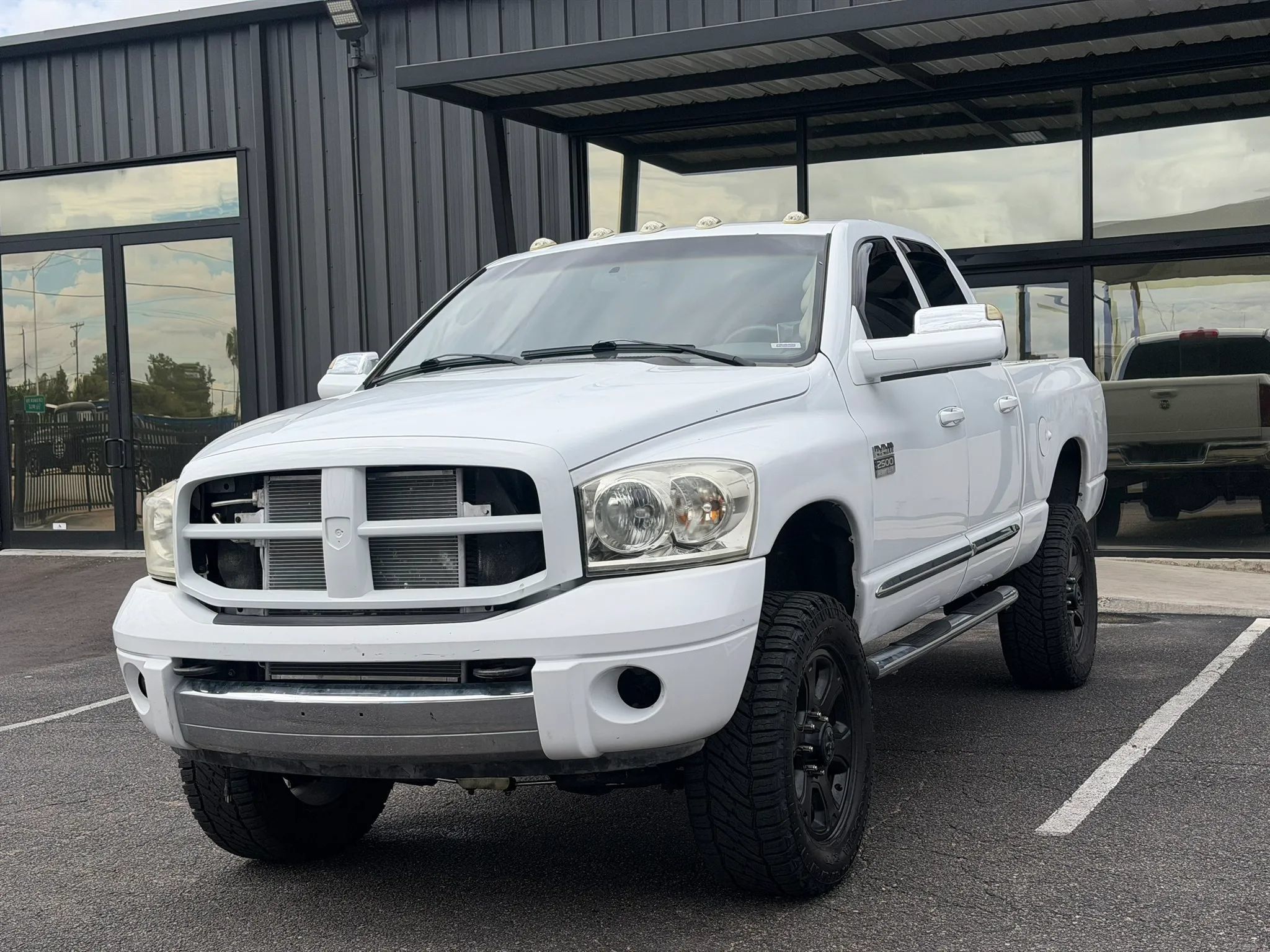 Used 2007 Dodge Ram 2500 Truck Laramie w/ Trailer Tow Group AWD/4WD image 2