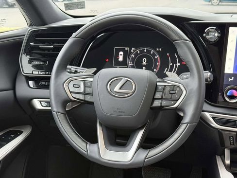 Used 2023 Lexus RX 350 Premium image 9