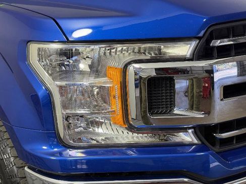 Certified 2018 Ford F150 XLT image 7