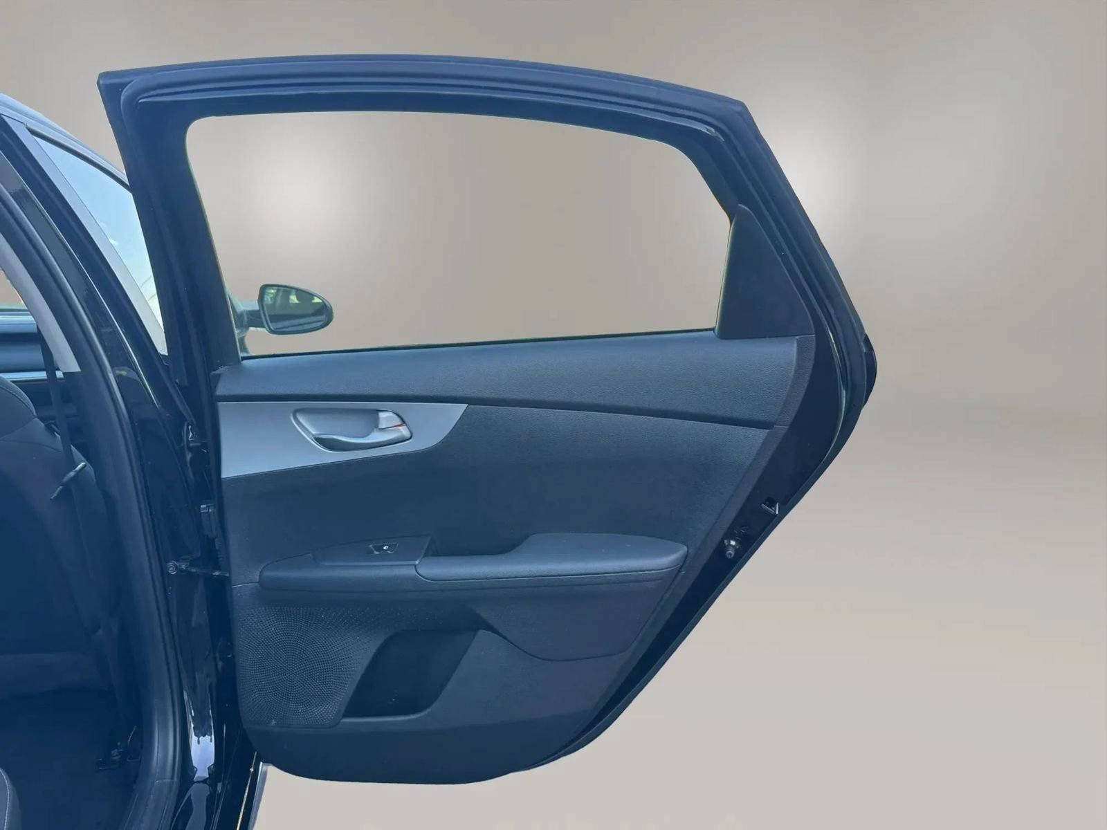Used 2023 Kia Forte LXS FWD image 19