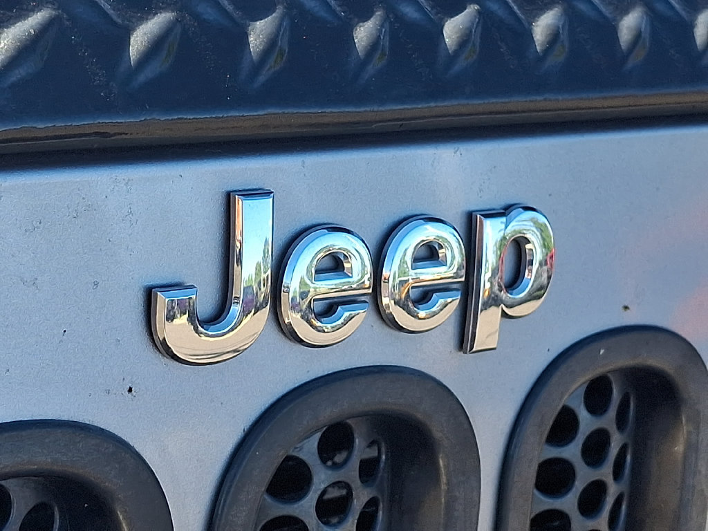 Used 2014 Jeep Wrangler Unlimited Sport w/ Quick Order Package 24S AWD/4WD image 9