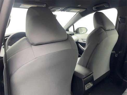 Used 2024 Toyota Corolla SE image 37