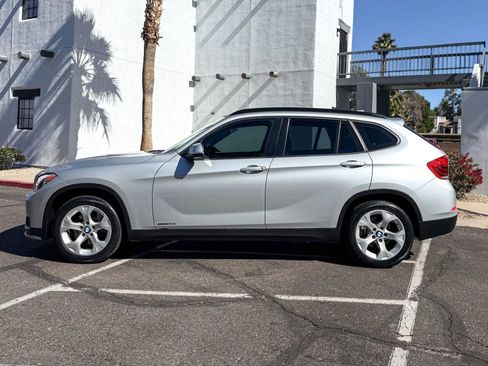 Used 2015 BMW X1 sDrive28i image 3