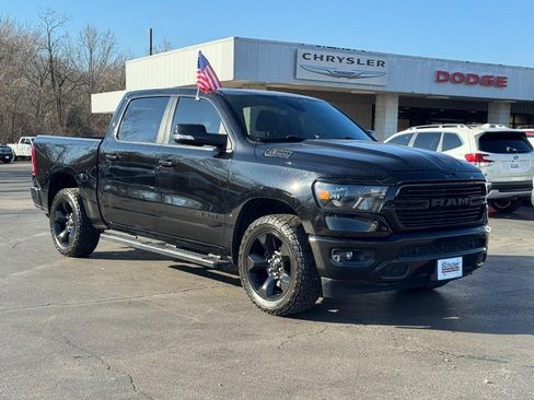 Used 2019 RAM 1500 Big Horn image 2
