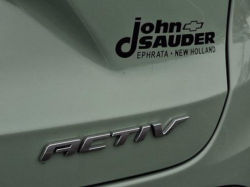 Used 2025 Chevrolet Trax ACTIV w/ Driver Confidence Package image 30