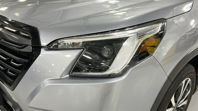 Certified 2023 Subaru Forester Limited AWD/4WD image 7