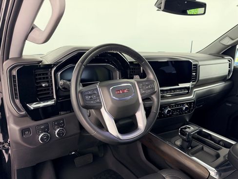 Used 2023 GMC Sierra 1500 SLT w/ SLT Premium Plus Package image 4