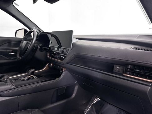 Used 2024 Toyota Grand Highlander AWD Hybrid image 46