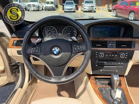 Used 2007 BMW 335i Convertible image 24