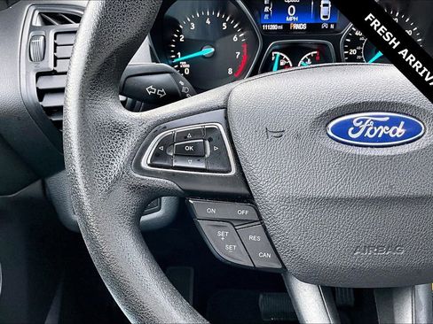 Used 2018 Ford Escape SE image 11