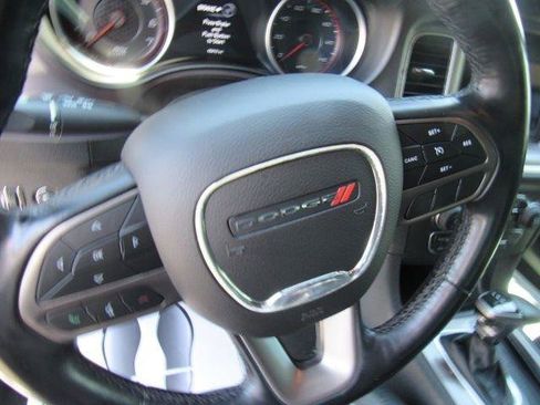 Used 2022 Dodge Charger SXT w/ Leather Interior Group RWD image 14