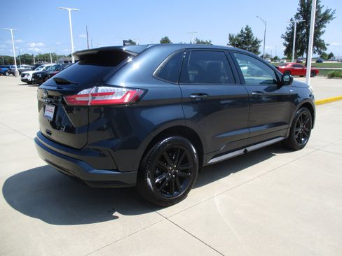 Used 2024 Ford Edge ST-Line AWD/4WD image 6