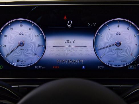 Used 2024 Mercedes-Benz Maybach GLS 600 4MATIC image 36