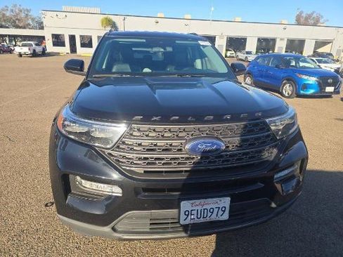 Used 2023 Ford Explorer XLT w/ Equipment Group 202A image 2