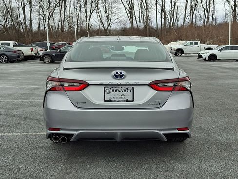 Certified 2024 Toyota Camry SE image 5