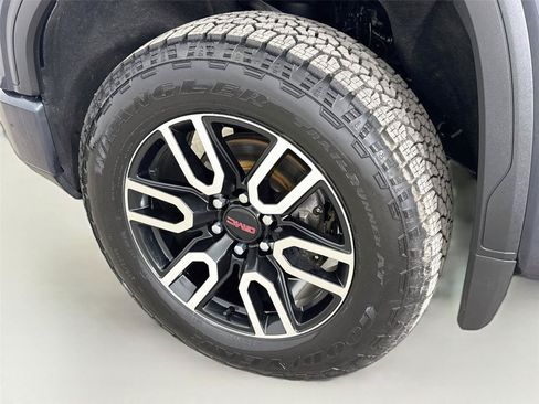 Used 2021 GMC Sierra 1500 AT4 w/ AT4 Preferred Package AWD/4WD image 32