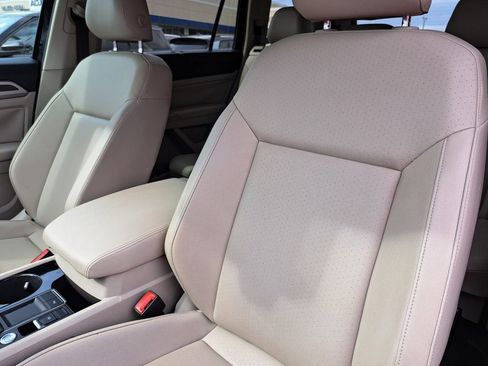 Used 2019 Volkswagen Atlas SEL image 19