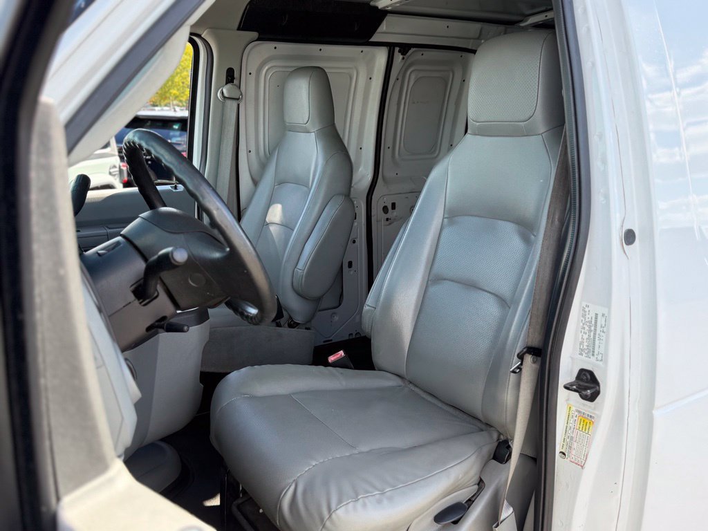 Used 2014 Ford E-350 and Econoline 350 Extended Super Duty RWD image 11