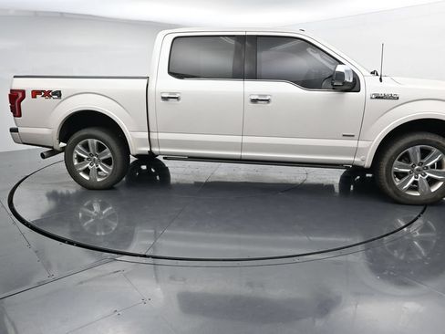 Used 2016 Ford F150 Platinum w/ Equipment Group 701A Luxury AWD/4WD image 9