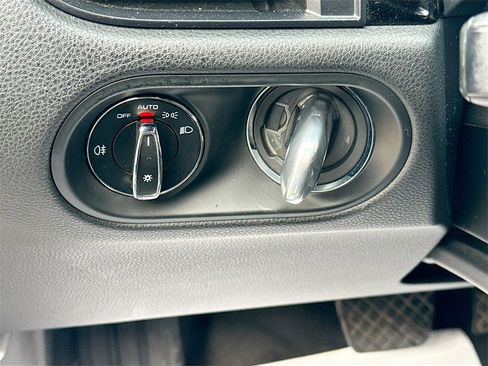 Used 2021 Porsche Macan S image 11