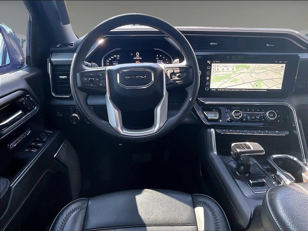 Used 2024 GMC Sierra 1500 Denali w/ Denali Reserve Package AWD/4WD image 16