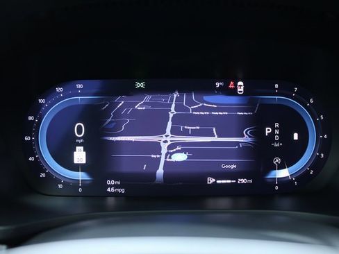 Used 2025 Volvo V60 B5 Cross Country Plus image 27