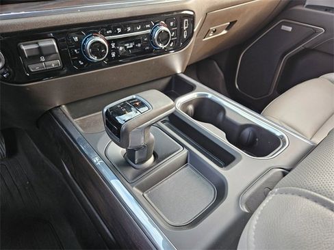 Used 2024 GMC Sierra 1500 SLT w/ SLT Premium Plus Package image 24