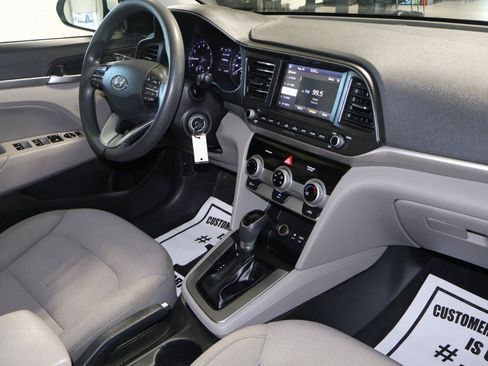 Used 2019 Hyundai Elantra SEL FWD image 23