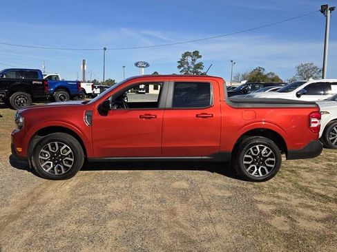 Used 2024 Ford Maverick Lariat image 5