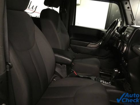 Used 2014 Jeep Wrangler Sport AWD/4WD image 26