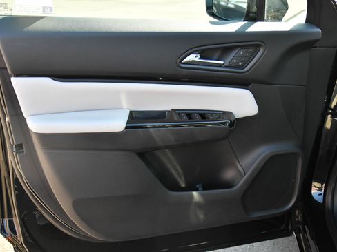 Used 2024 Honda Prologue Touring image 14