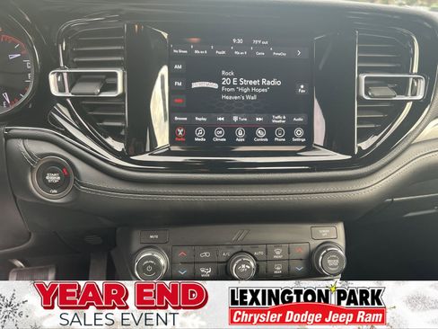 Used 2022 Dodge Durango SXT w/ Blacktop Package image 21