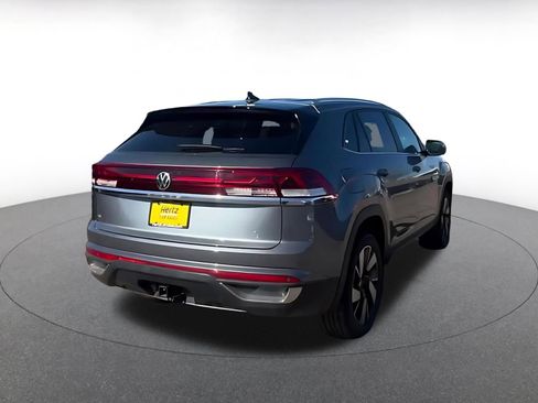 Used 2025 Volkswagen Atlas Cross Sport SE FWD image 12
