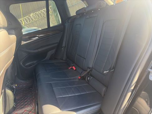 Used 2019 BMW X3 sDrive30i w/ Premium Package image 11