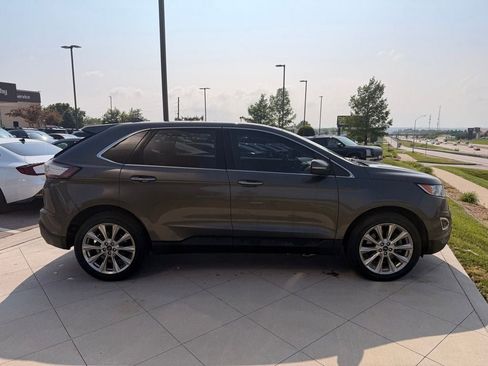 Used 2017 Ford Edge Titanium w/ Equipment Group 302A AWD/4WD image 6