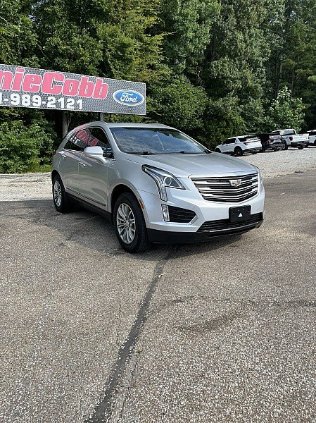 Used 2017 Cadillac XT5 Luxury FWD image 1