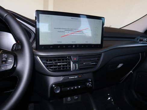 New 2026 Ford Escape SE image 26