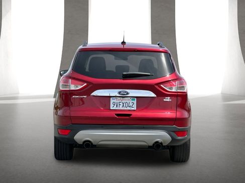Used 2016 Ford Escape SE w/ SE Chrome Package AWD/4WD image 5