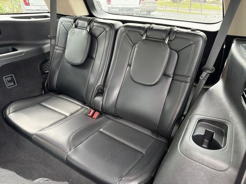 Certified 2021 Lincoln Aviator Grand Touring AWD/4WD image 16