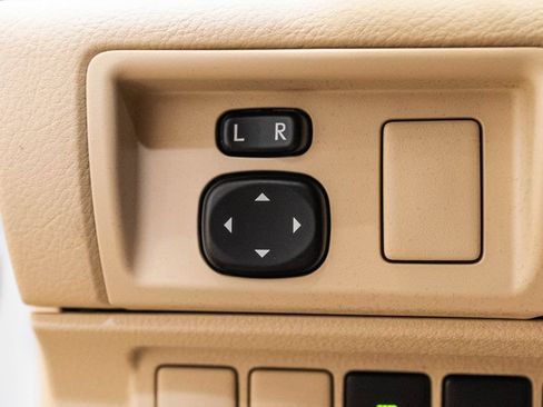Used 2014 Lexus ES 350 w/ Luxury Package FWD image 24