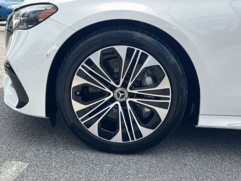 Used 2025 Mercedes-Benz E 450 4MATIC Sedan image 13