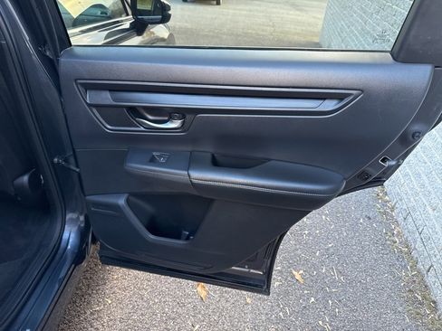 Used 2024 Honda CR-V EX image 16