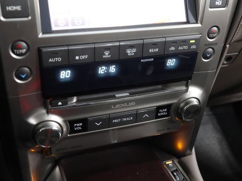 Used 2014 Lexus GX 460 image 27