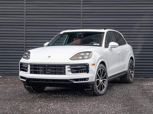 New 2026 Porsche Cayenne image 1
