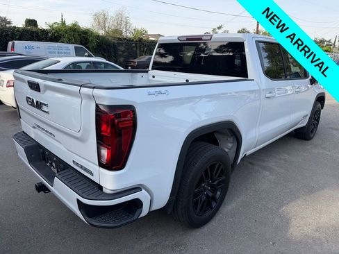 Used 2022 GMC Sierra 1500 Elevation image 3