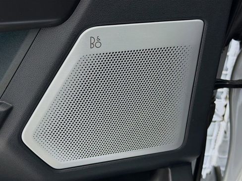 New 2025 Ford F150 Lariat w/ Equipment Group 502A High image 21