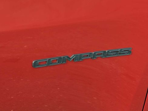 New 2026 Jeep Compass Latitude image 13