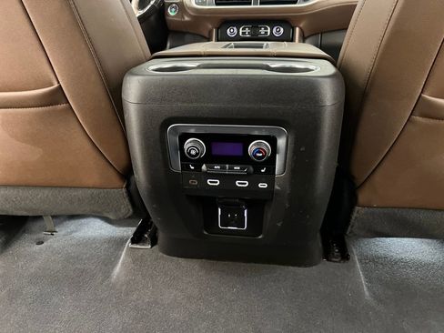 Used 2022 Chevrolet Tahoe High Country AWD/4WD image 22